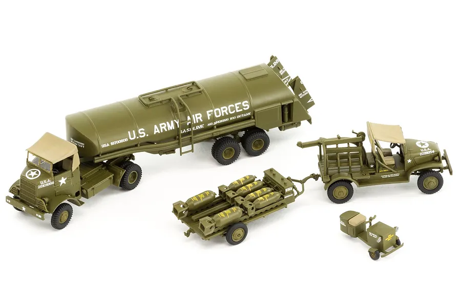 Airfix 1/72 USAAF WWII 8th Airforce Bomber Resupply Set Scaled Plastic Model Kit image 46275