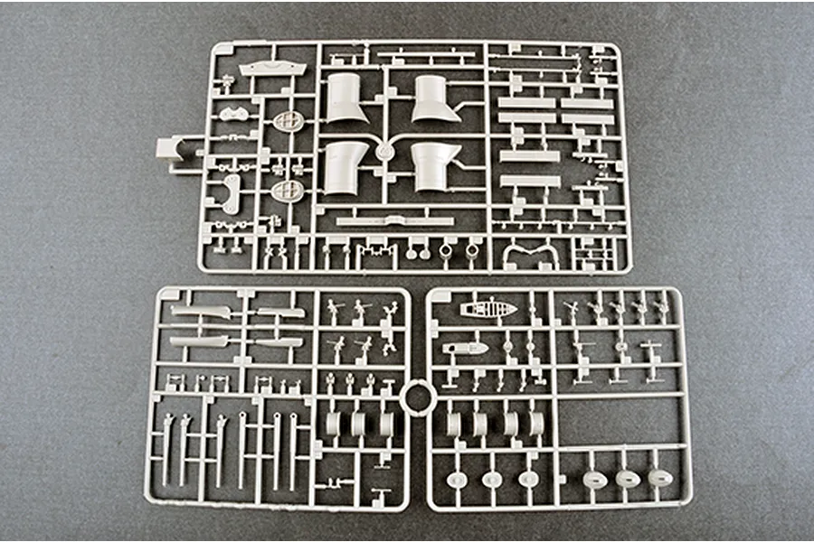 Trumpeter 1/350 Italian 1940 RN Vittorio Veneto Navy Battleship Scaled Model Kit image 49497