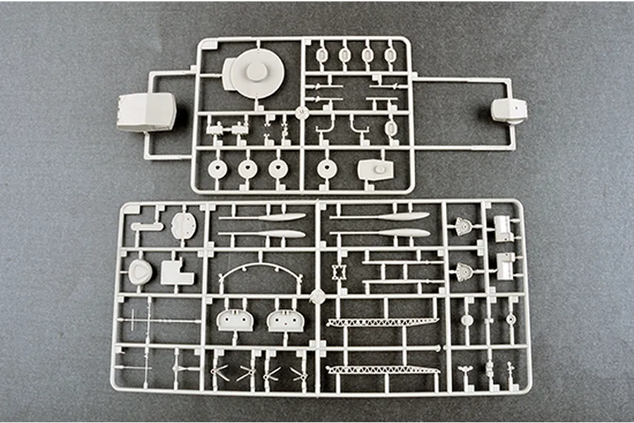 Trumpeter 1/350 Italian 1940 RN Vittorio Veneto Navy Battleship Scaled Model Kit image 49499