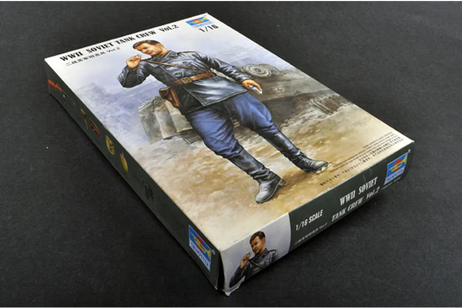 Trumpeter 1/16 Soviet WWII Tank Crewman Vol.2 Scaled Plastic Model Kit image 49523