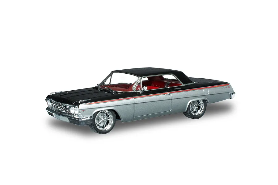 Revell 1/25 Chevrolet Impala SS Hardtop 1962 Scaled Plastic Model Kit image 50492