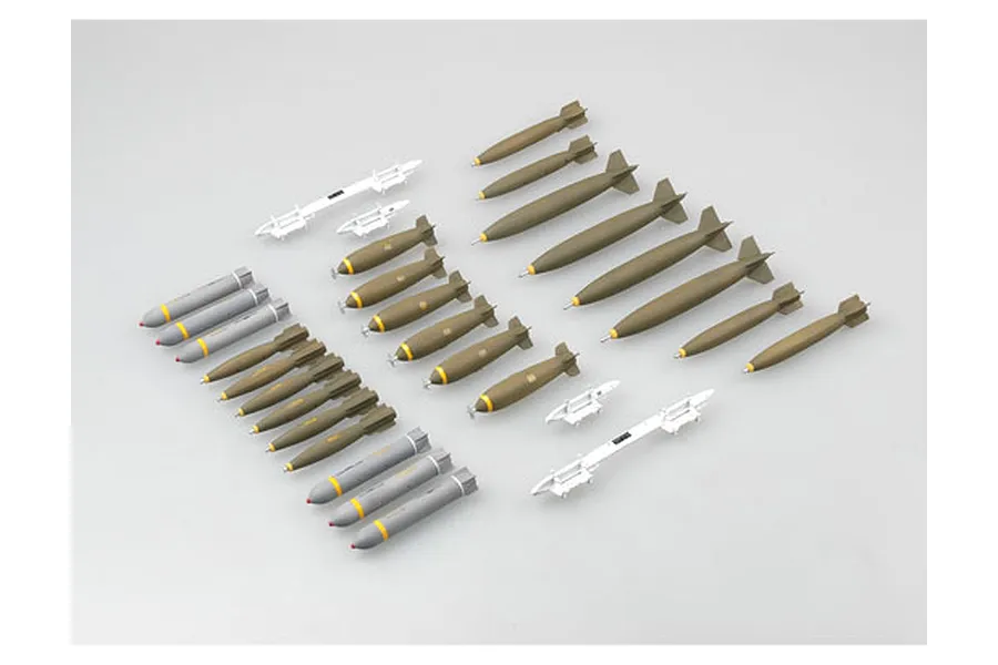 Trumpeter 1/32 Bomb (US Aircraft Weapons) 26Pcs image 50579