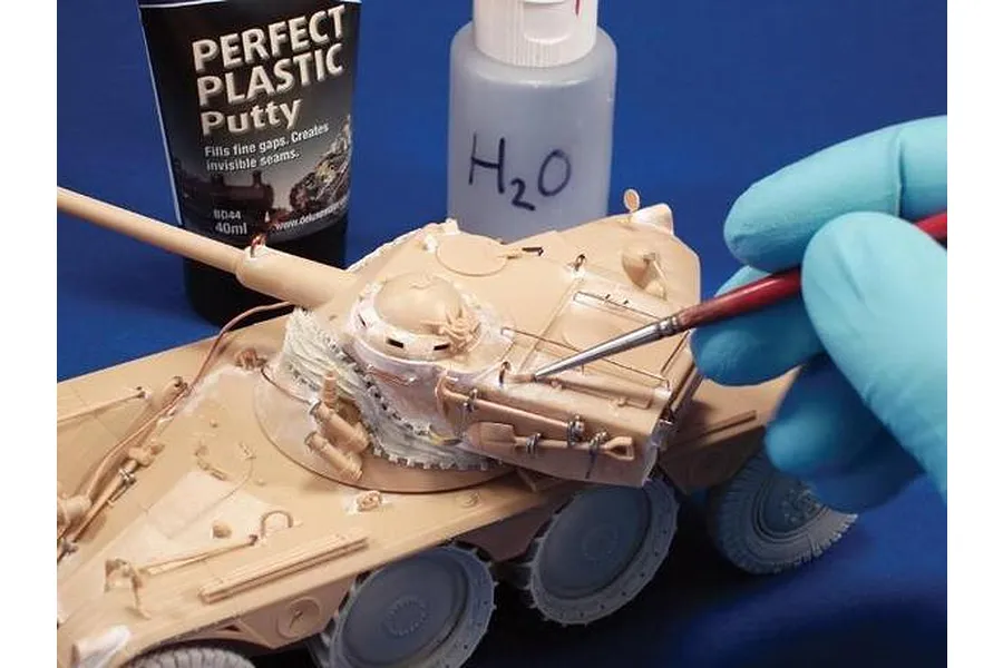 Deluxe Materials Perfect Plastic Putty 40ml image 51649