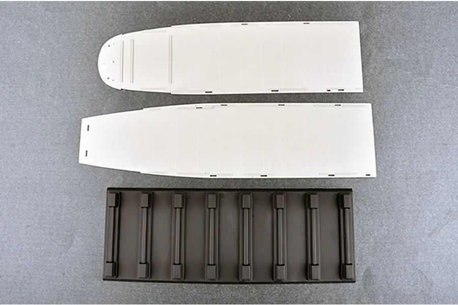 Trumpeter 1/350 USS Intrepid CV-11 Aircraft Carrier Scaled Plastic Model Kit image 52793