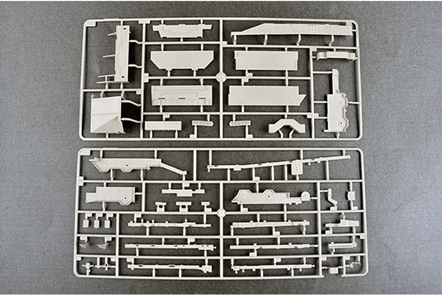 Trumpeter 1/350 USS Intrepid CV-11 Aircraft Carrier Scaled Plastic Model Kit image 52795