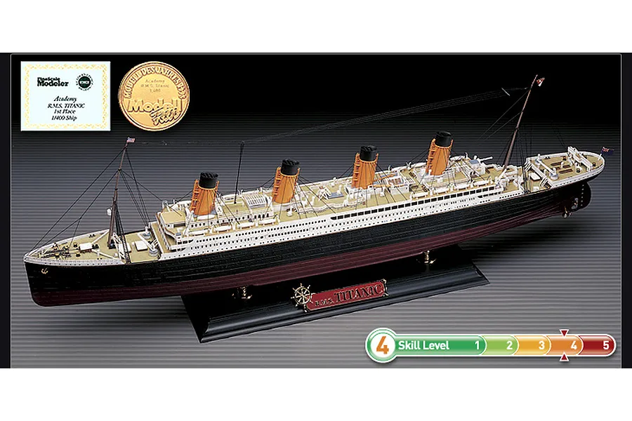 Academy 1/400 The White Star Liner Titanic Ship Scaled Plastic Model Kit image 52847