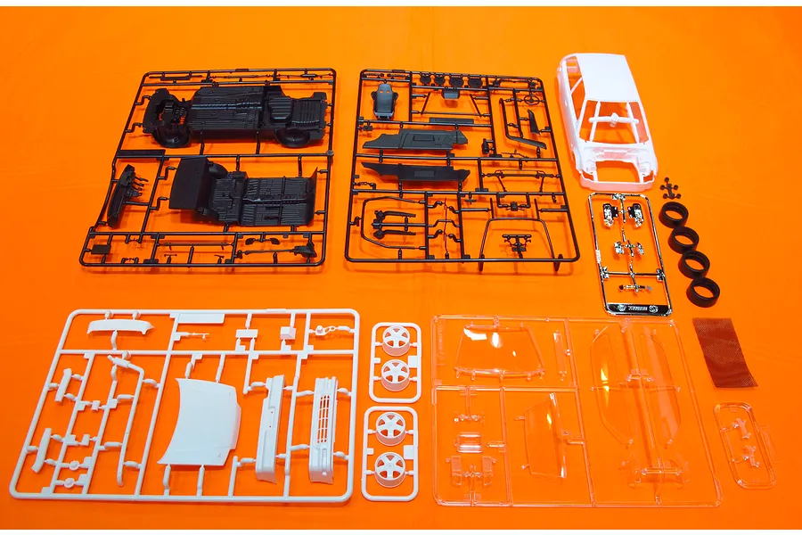 Beemax 1/24 Honda Civic EF9 (Gr.A) &amp;#039;91 Scaled Plastic Model Kit image 52898