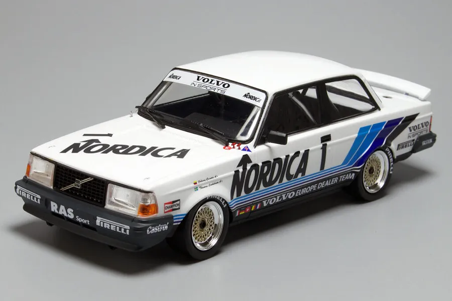 NuNu 1/24 Volvo 240 Turbo &amp;#039;86 (ETCC Hockenheim Winner) Scaled Plastic Model Kit image 53130