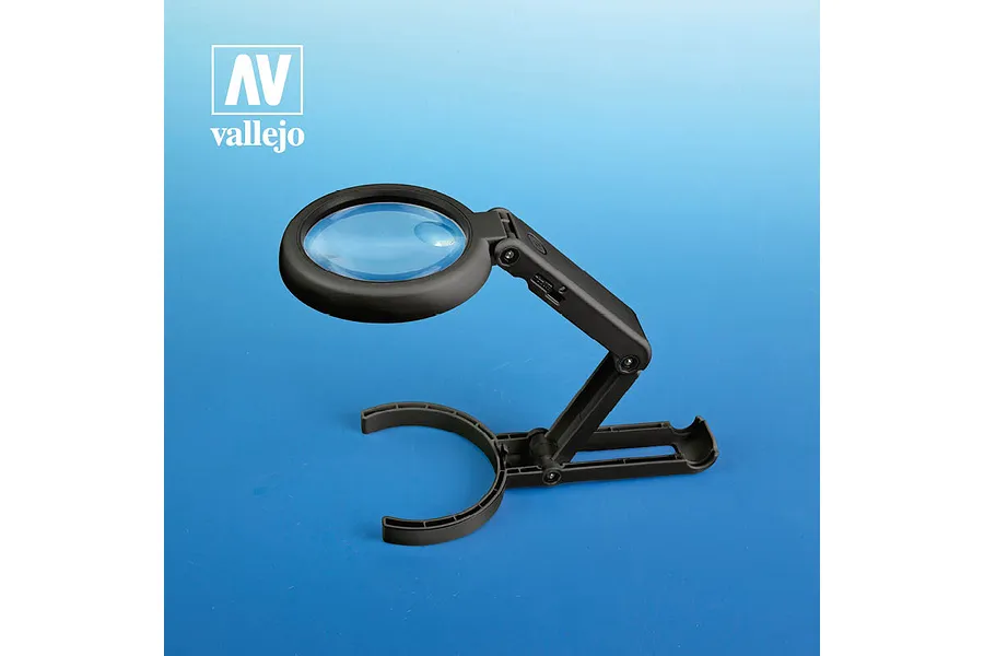 Vallejo Foldable Magnifier w/ LED Light &amp;amp; Stand image 53592