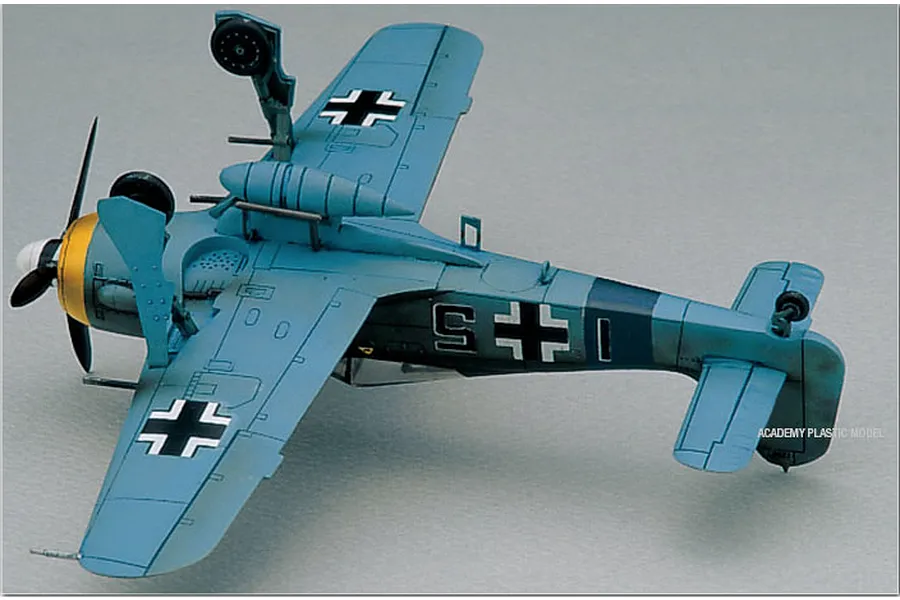 Academy 1/72 Focke-Wulf FW190A-6/8 Fighter Scaled Plastic Model Kit image 53748