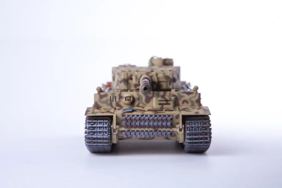 Academy 1/35 German Tiger-I &amp;quot;Operation Citadel&amp;quot; (Early Version) Tank Scaled Plastic Model Kit image 54463