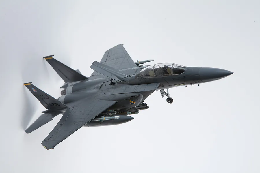 Academy 1/72 USAF F-15E &amp;quot;333rd Fighter Squadron&amp;quot; Fighter Scaled Plastic Model Kit image 55491