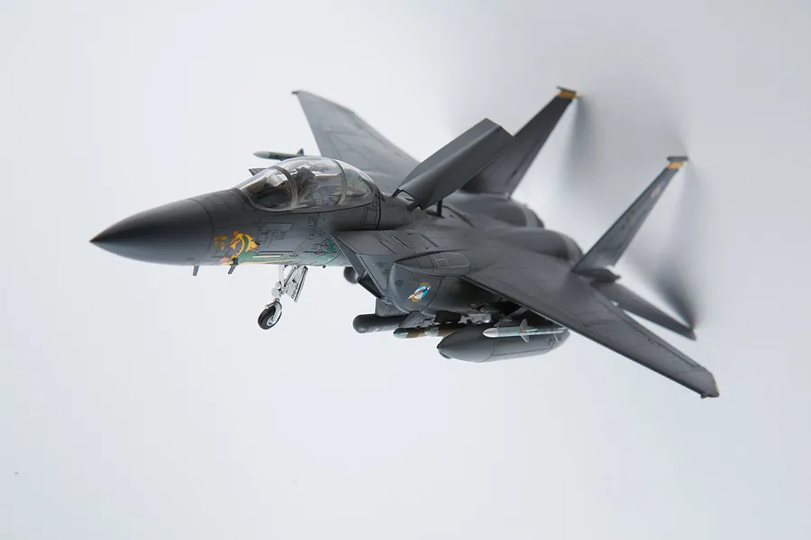 Academy 1/72 USAF F-15E &amp;quot;333rd Fighter Squadron&amp;quot; Fighter Scaled Plastic Model Kit image 55496