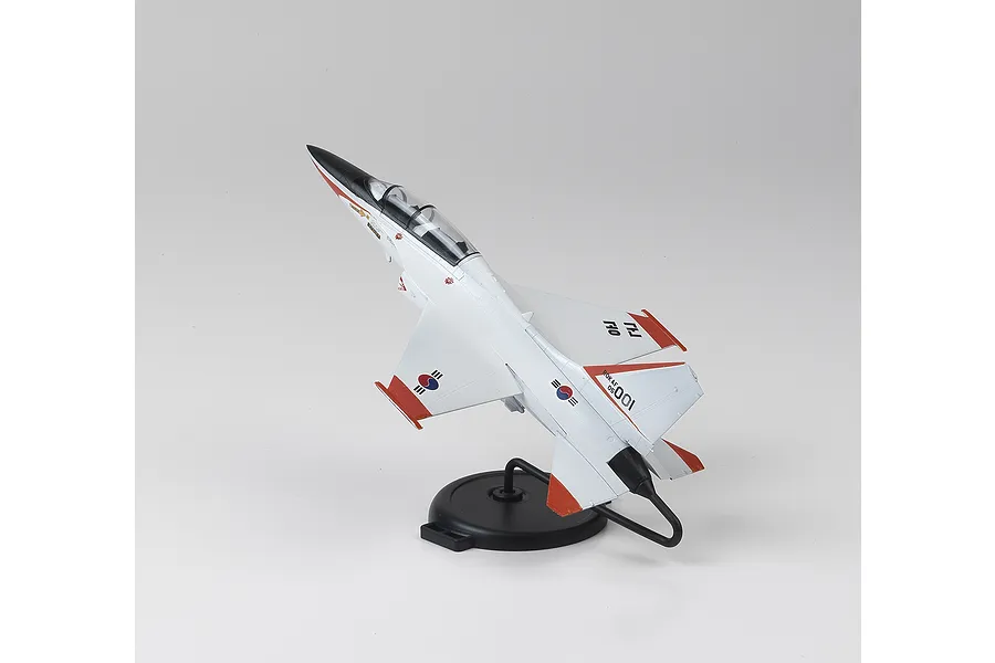 Academy 1/72 Rokaf T-50 Advanced Trainer PAK FA MCP Scaled Plastic Model Kit image 6