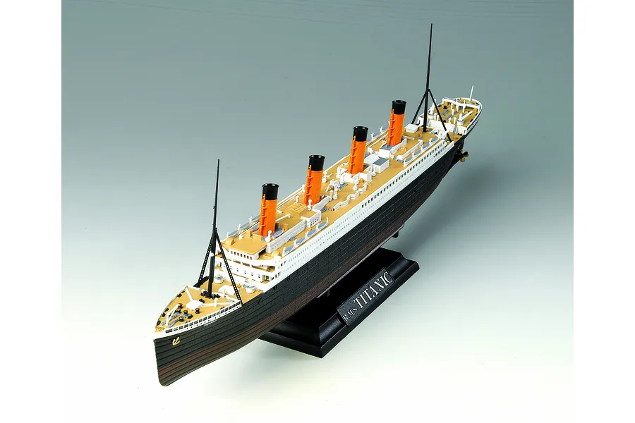 Academy 1/700 RMS Titanic &amp;quot;Centenary Anniversary&amp;quot; MCP Ship Scaled Plastic Model Kit image 55682