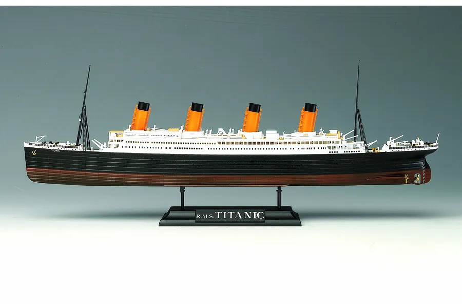 Academy 1/700 RMS Titanic &amp;quot;Centenary Anniversary&amp;quot; MCP Ship Scaled Plastic Model Kit image 55687