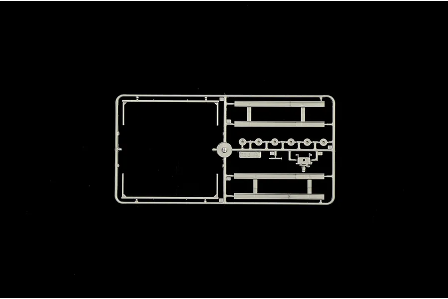 Italeri 1/24 Volvo F16 Globetrotter Canvas Truck With Elevator Scaled Plastic Model Kit image 59221