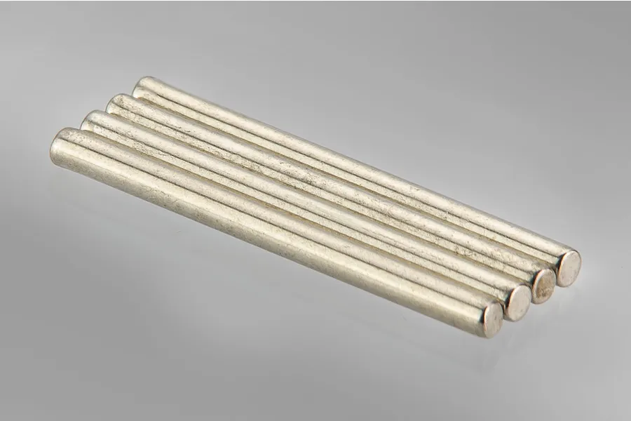 UDI Steel 2.5x32mmSuspension Pin 4Pcs image 59438