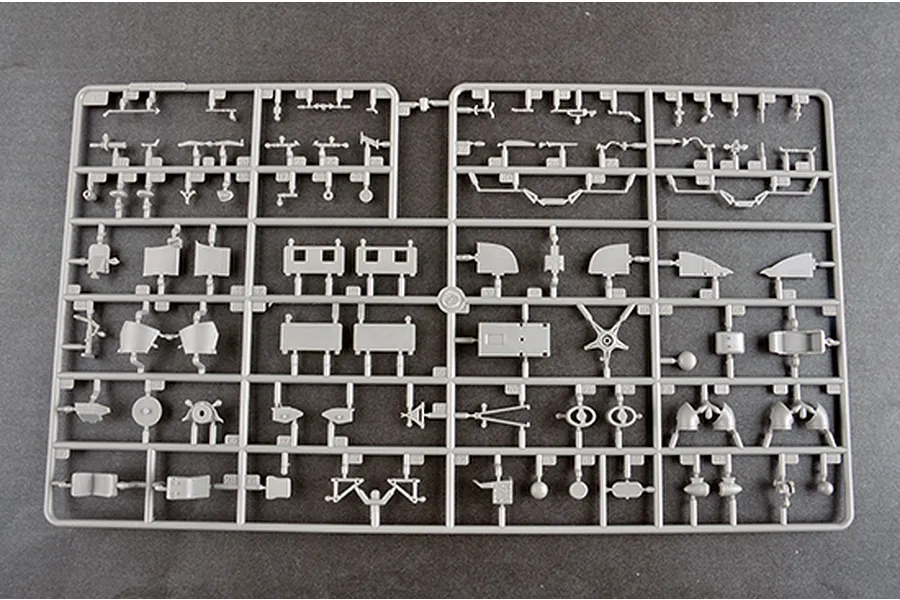 Trumpeter 1/48 Mi-24D Hind-D Scaled Plastic Model Kit image 59489