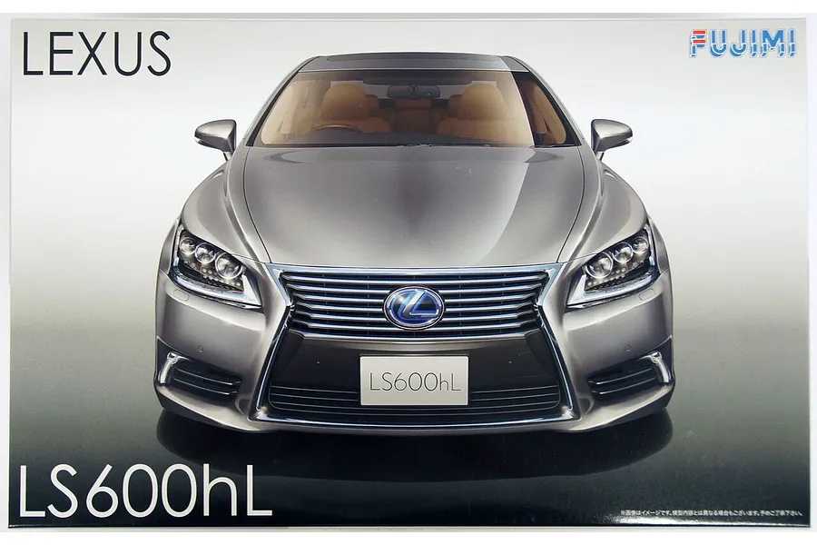 Fujimi 1/24 2013 Lexus IS600hL Scaled Plastic Model Kit image 1