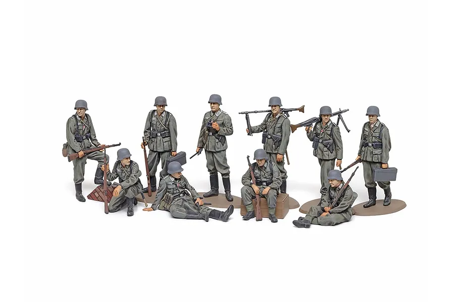 Tamiya 1/48 Military Miniature Series WWII German Infantry Scaled Plastic Model Kit image 61622