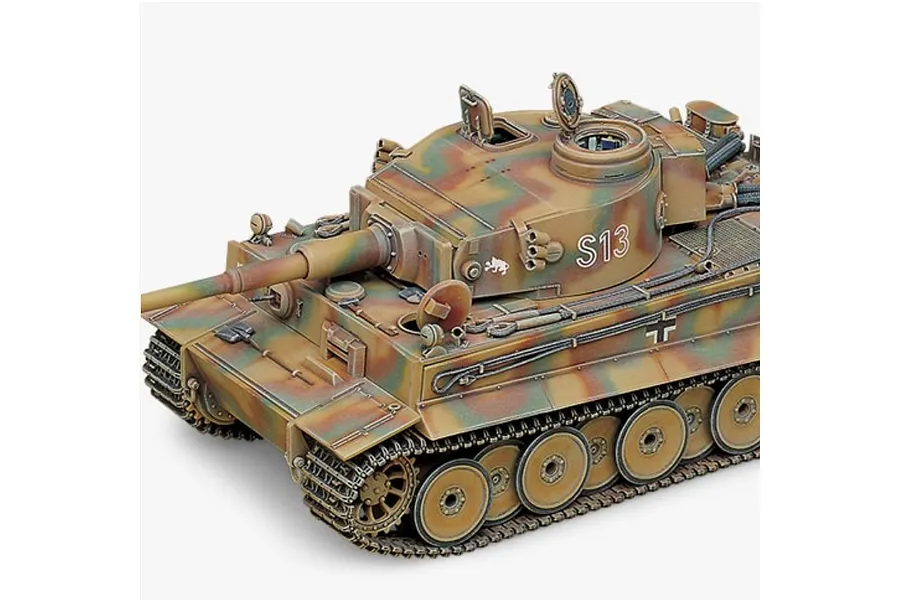 Academy 1/35 M1A1 Abrams &amp;quot;Iraq 2003&amp;quot; (Australian Decals) Scaled Plastic Model Kit image 62262