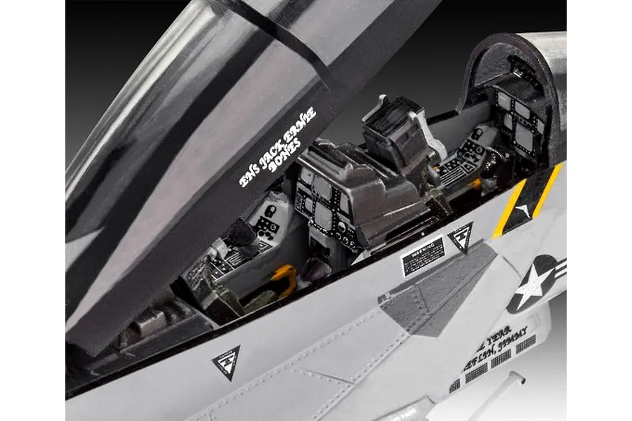 Revell 1/72 F/A-18F Super Hornet Fighter Jet Scaled Plastic Model Kit image 67226
