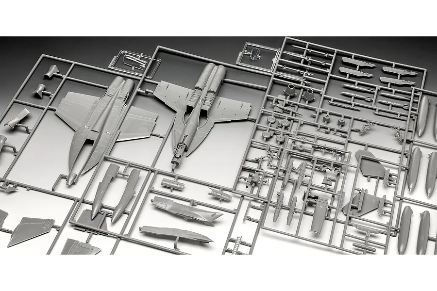 Revell 1/72 F/A-18F Super Hornet Fighter Jet Scaled Plastic Model Kit image 67229