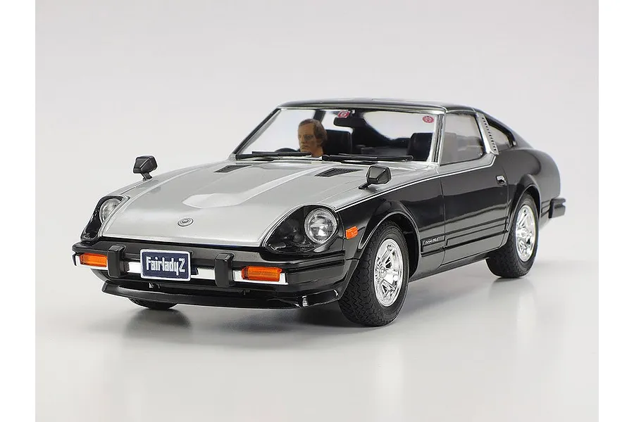 Tamiya 1/24 Nissan Fairlady 280Z with T-Bar Roof Scaled Plastic Model Kit image 69296