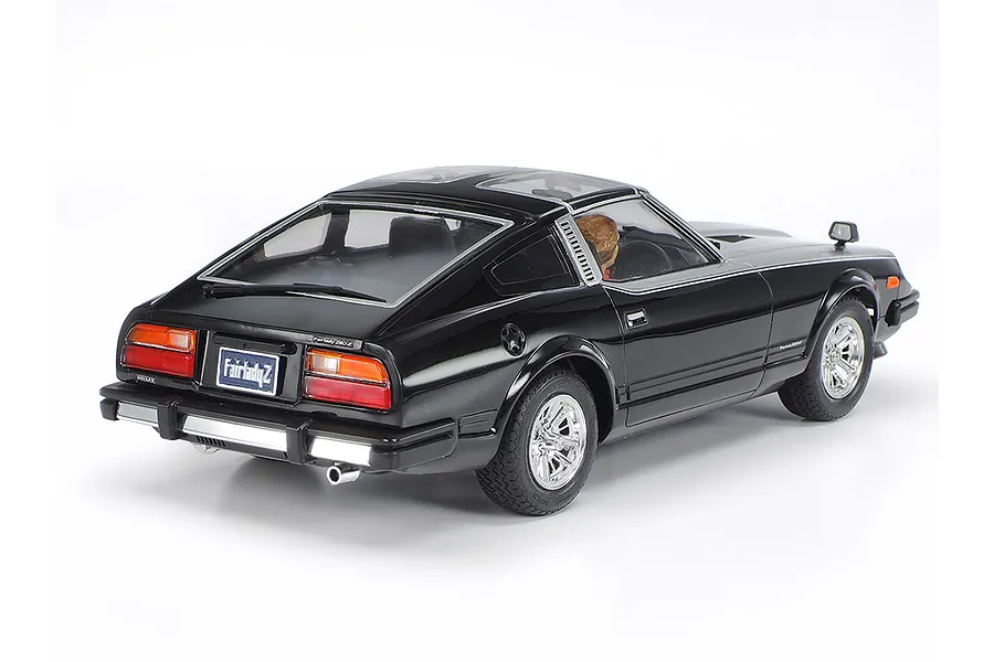 Tamiya 1/24 Nissan Fairlady 280Z with T-Bar Roof Scaled Plastic Model Kit image 69297