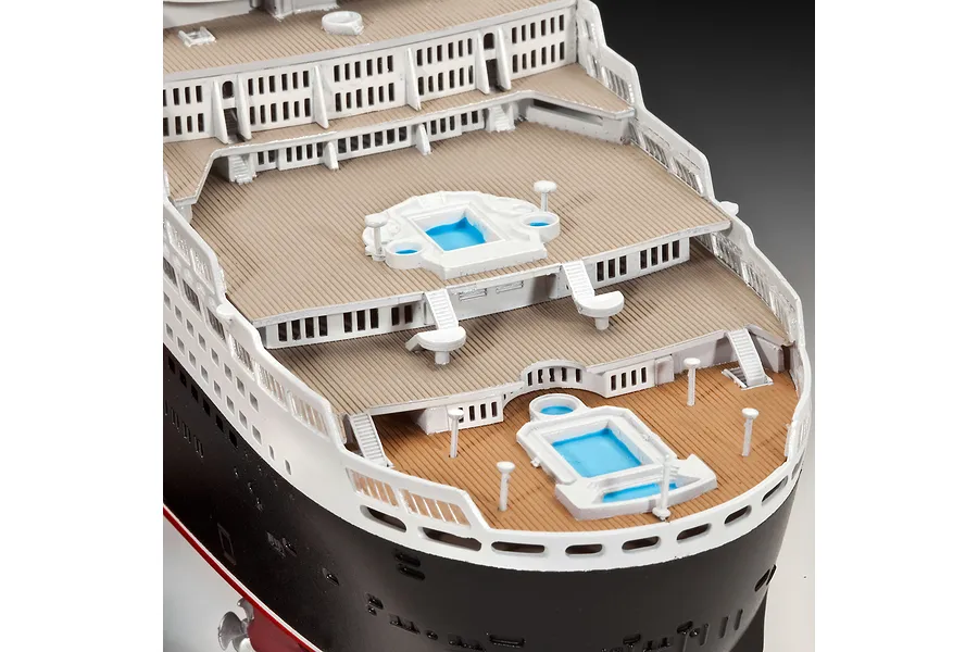 Revell 1/700 Queen Mary 2 Passenger Ship Scaled Plastic Model Kit image 69827