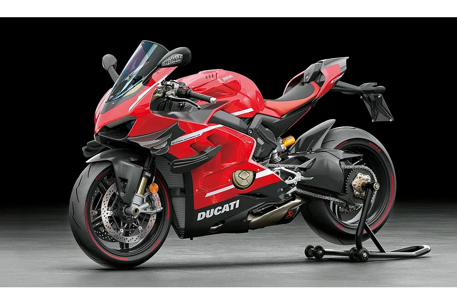 Tamiya 1/12 Ducati Superleggera V4 Scaled Plastic Model Kit image 70967