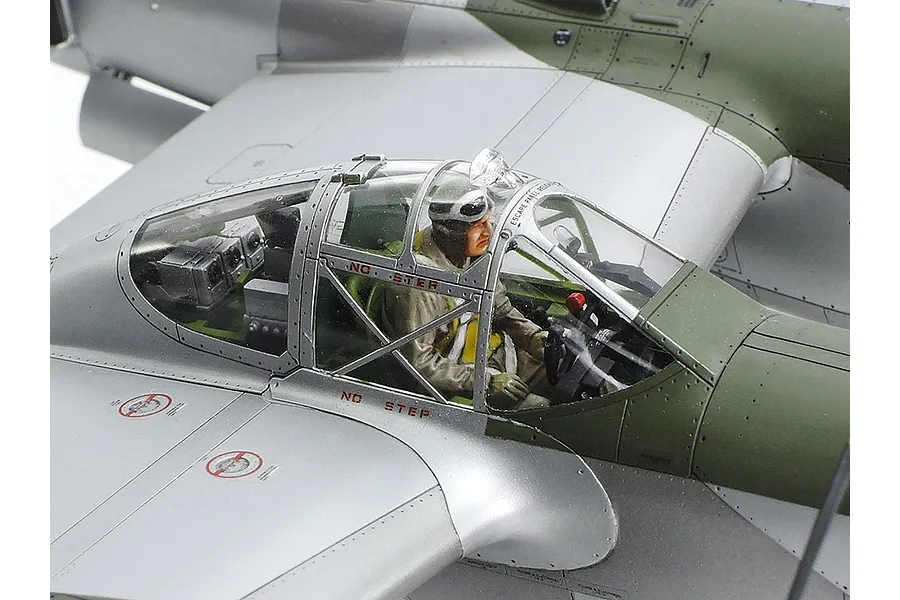 Tamiya 1/48 P-38 J Lightning Scaled Plastic Model Kit image 71083