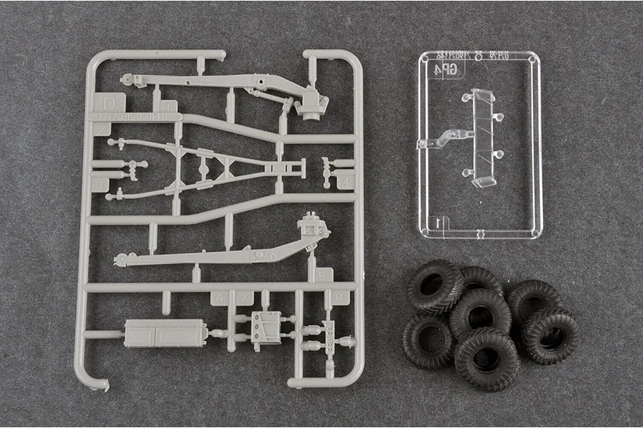 Trumpeter 1/72 Soviet MAZ-537G Intermediate w/ MAZ/chMZAP-5247G Semi Trailer Scaled Plastic Model Kit image 74316