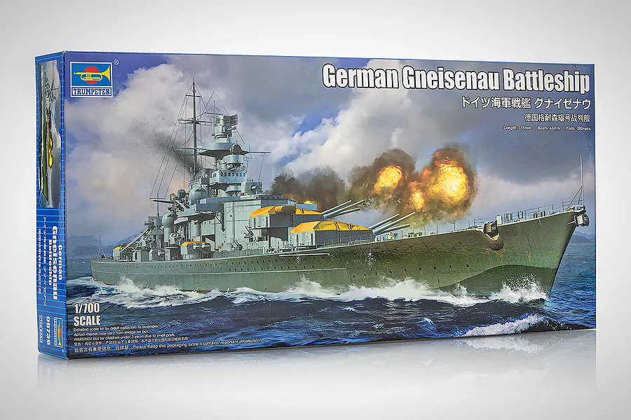 Trumpeter 1/700 German Gneisenau Battleship Scaled Plastic Model Kit image 74349