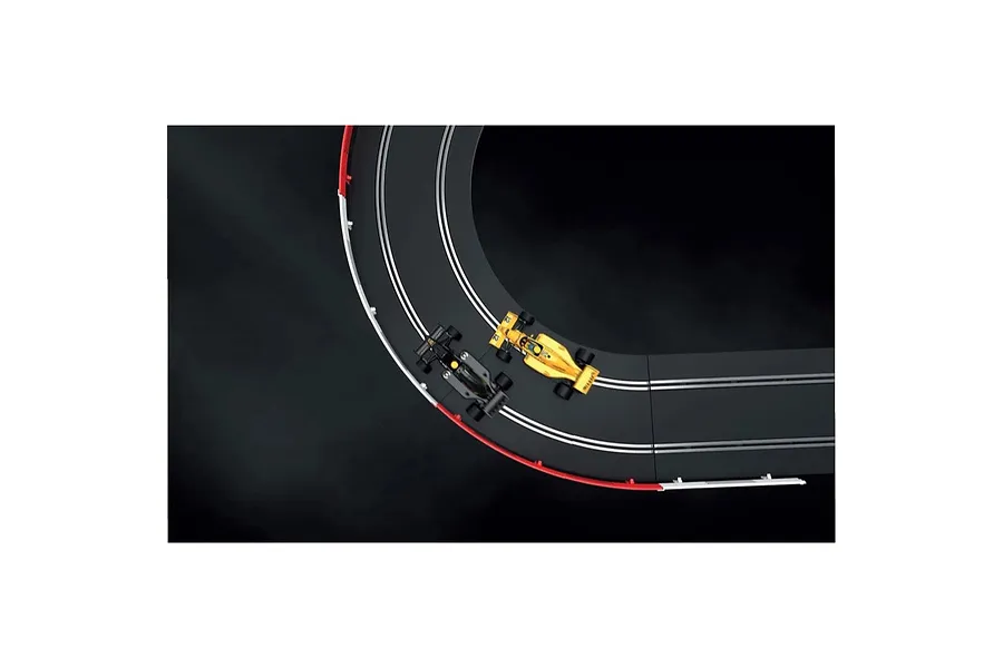 Scalextric 1/32 1980&amp;#039;s Grand Prix Slot Car Set image 75528