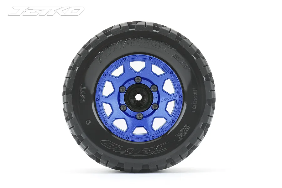 A single Jetko 2.8 inch Tomahawk MT RC monster truck tyre mounted on a blue metallic multi-spoke wheel against a white background.