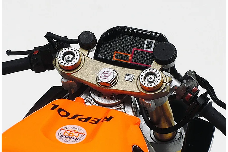 Tamiya 1/12 Honda RC213V 14 Front Fork Detail Up Set image 79369