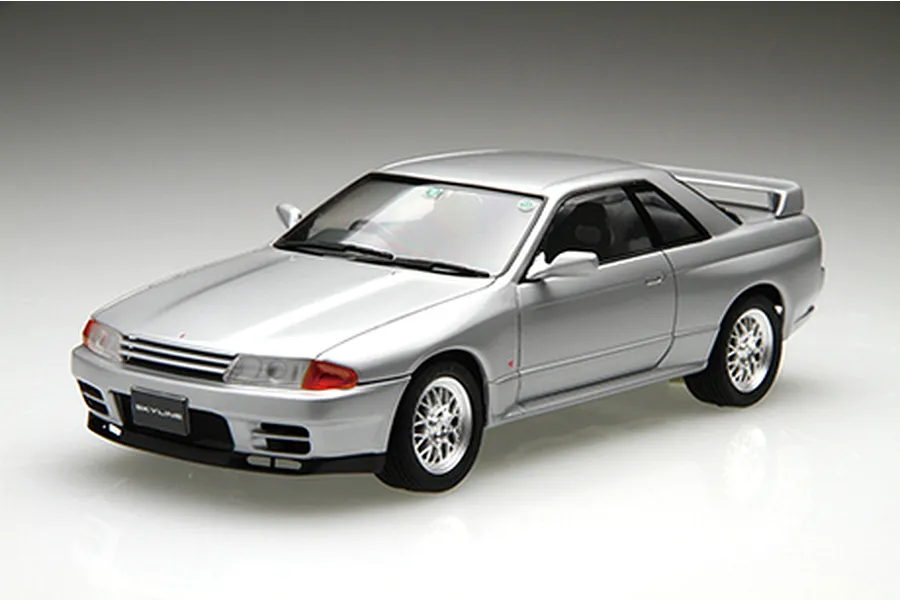 Fujimi 1/24 Nissan Skyline R32 GT-R V-spec II 94 Plastic Model image 80690