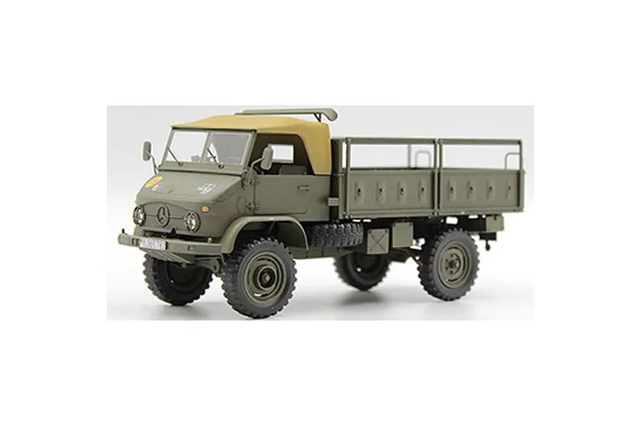 Revell 1/35 German Unimog 404 S Scaled Plastic Model Kit image 80786