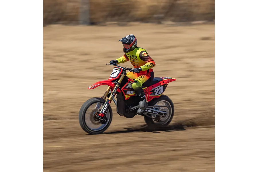 Losi 1/4 Promoto-MX Electric RTR RC Motorcycle - FXR image 81637