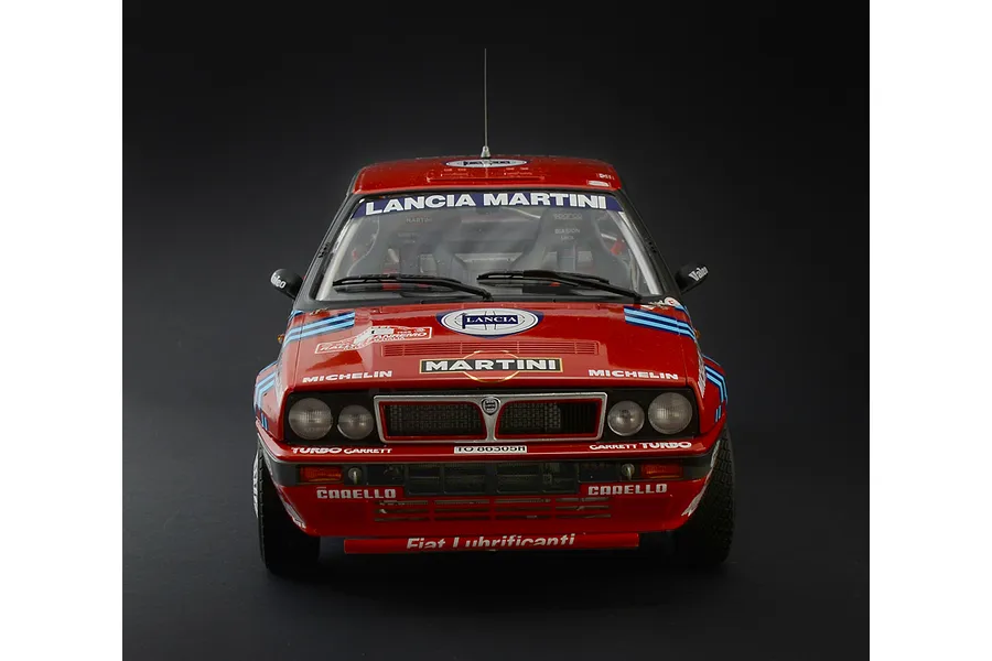 Italeri 1/12 Lancia DELTA 16V HF integrale Sanremo 1989 Model Kit image 87279