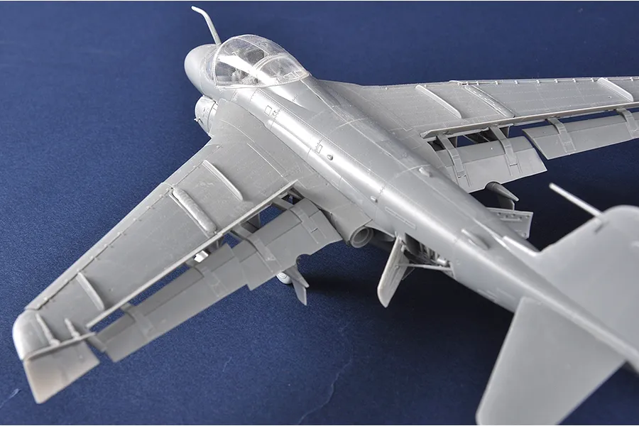 Trumpeter 1/72 A-6A Intruder Fighter Plastic Model Kit image 88334