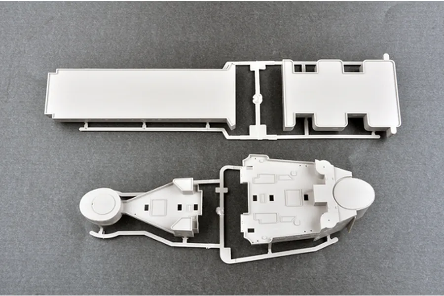 Trumpeter 1/200 British Royal Navy&amp;#039;s HMS Hood 1941 Warship Model Kit image 89445