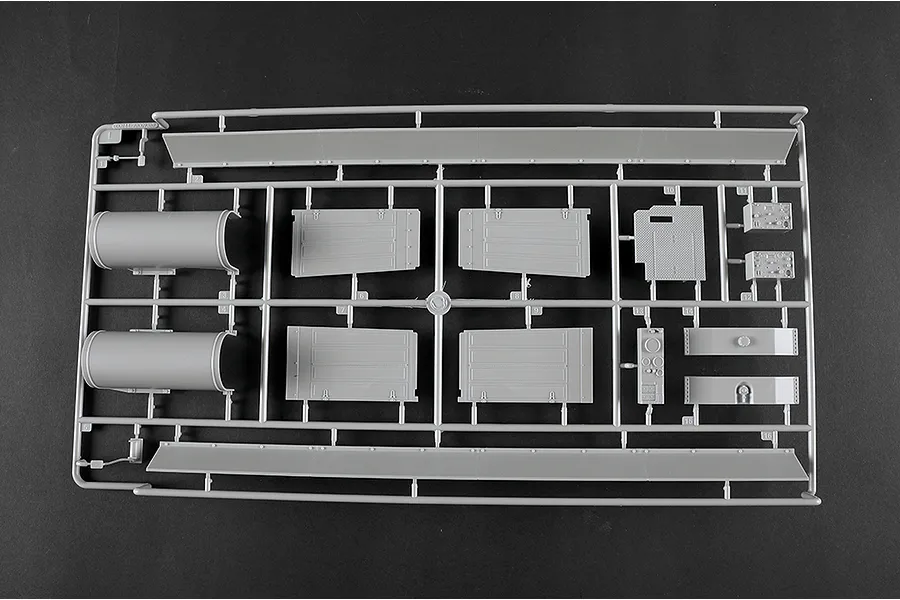 Trumpeter 1/16 German Tiger 1 Late Type Heavy Tank Model Kit image 89462