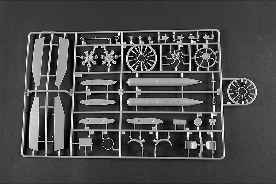 Trumpeter 1/32 U.S. TBD-1A &amp;quot;Rabaged&amp;quot; Devastator Torpedo Attack Aircraft Model Kit image 89487