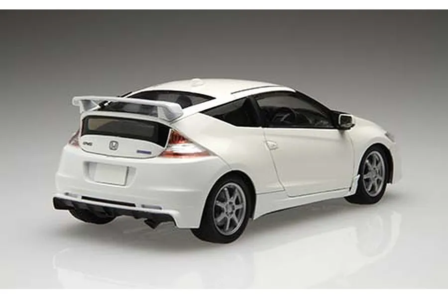 Fujimi 1/24 Honda CR-Z  w/ Mugen Engine Parts Custom Scaled Plastic Model Kit image 2