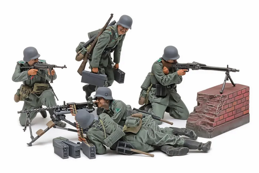 Tamiya 1/35 Mid WW-II German Machine Gun Team Set Scaled Plastic Model Kit image 93843