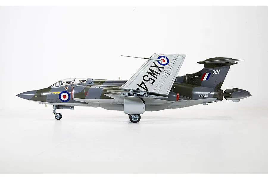 Airfix 1/48 RAF Blackburn Buccaneer S.2 Fighter Scaled Plastic Model Kit  image 94224
