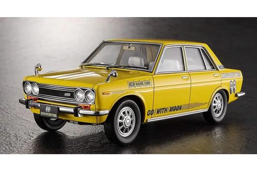 Hasegawa 1/24 Datsun Bluebird 1600 SSS &amp;quot;Mooneyes&amp;quot; Car Scaled Plastic Model Kit image 95803